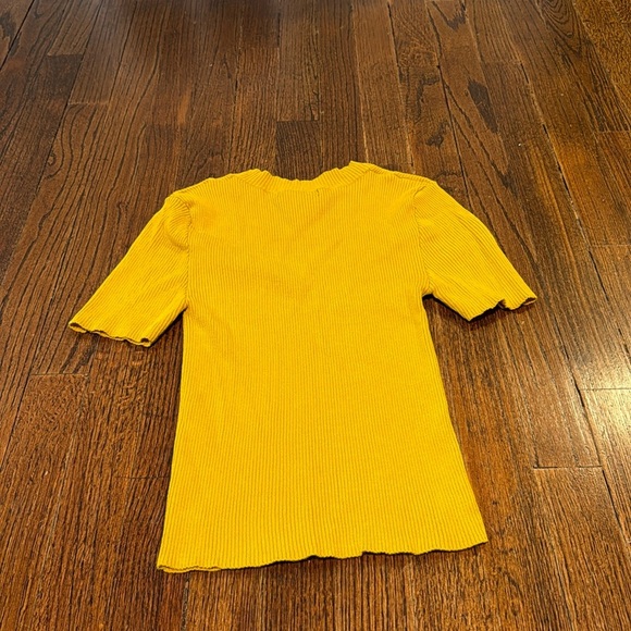 Forever 21 Ribbed Keyhole Top - Picture 5 of 6